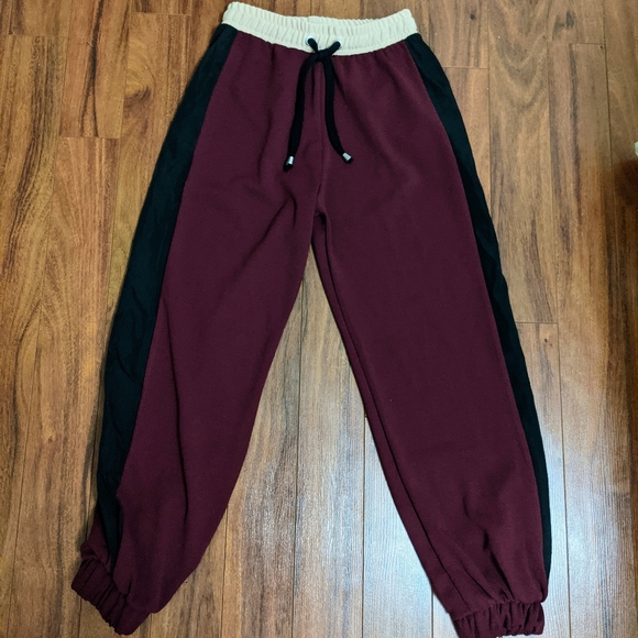 Zara side stripe pants (NWT) - Picture 3 of 4